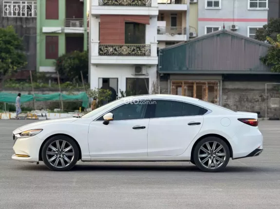 Mazda 6 2.0 Premium 2022 - Xe cực đẹp, 1 chủ Hải Phòng
