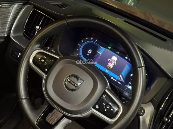 Volvo XC60 B6 AWD Inscription 2022 - Bản Thể Thao