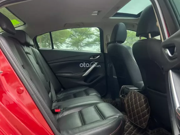 Mazda 6 2.0 AT 2015 - Xe sedan hạng D màu đỏ ruby cực chất