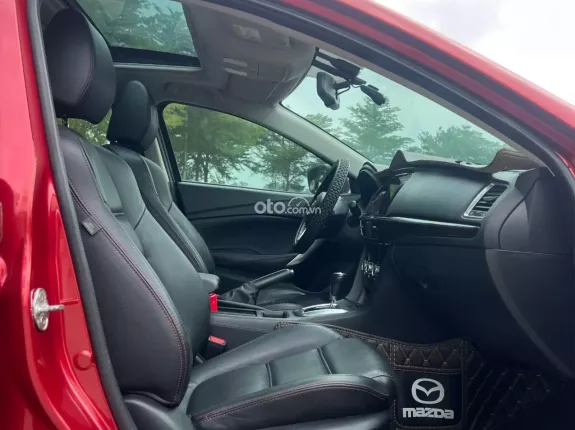 Mazda 6 2.0 AT 2015 - Xe sedan hạng D màu đỏ ruby cực chất