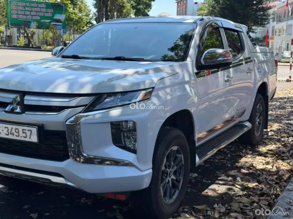 Mitsubishi Triton 4×2 AT MIVEC 2021 - Xe như mới