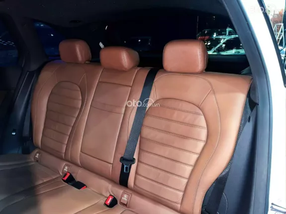 Mercedes-Benz GLC 300 4Matic 2018 - Model 2018