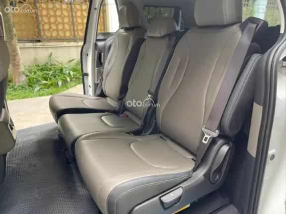Kia Carnival 2.2D Premium 2025 - Siêu lướt, full công nghệ