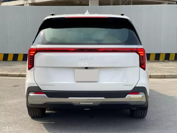 Kia Carnival 2.2D Premium 2025 - Siêu lướt, full công nghệ