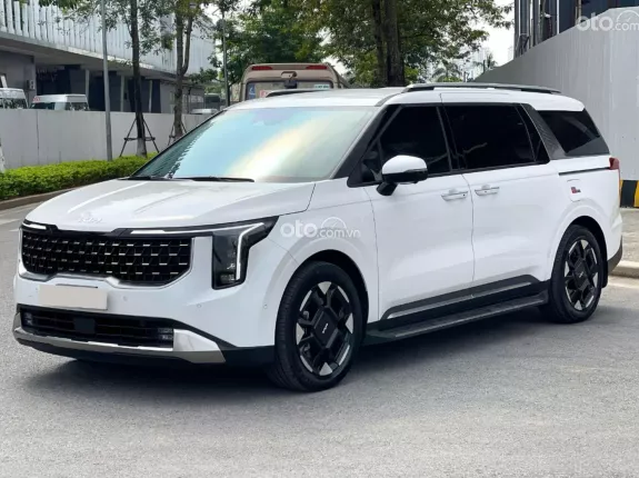 Kia Carnival 2.2D Premium 2025 - Siêu lướt, full công nghệ