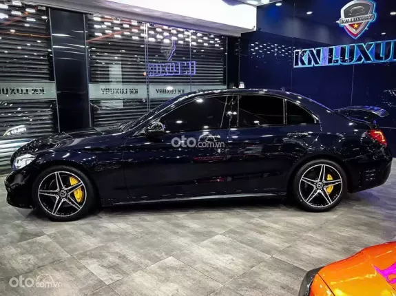 Mercedes-Benz GLC 300 4Matic 2019 - Siêu lướt duy nhất trên thị trường