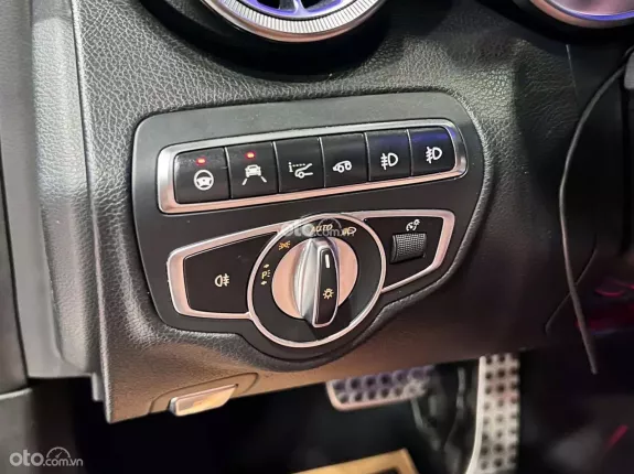 Mercedes-Benz GLC 300 4Matic 2019 - Siêu lướt duy nhất trên thị trường