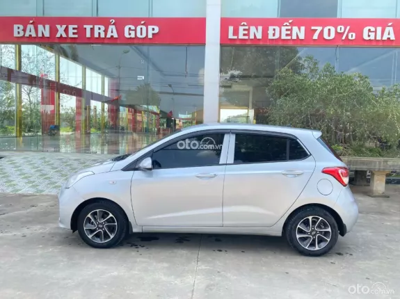 Hyundai Grand i10 Hatchback 1.2 MT Base 2020 - Lên Full đồ, ODO ít, Zin cả sơn