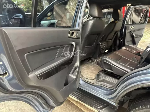 Ford Everest Titanium 2.0L AT 4WD 2019 - Zin cả xe, hỗ trợ góp 50%