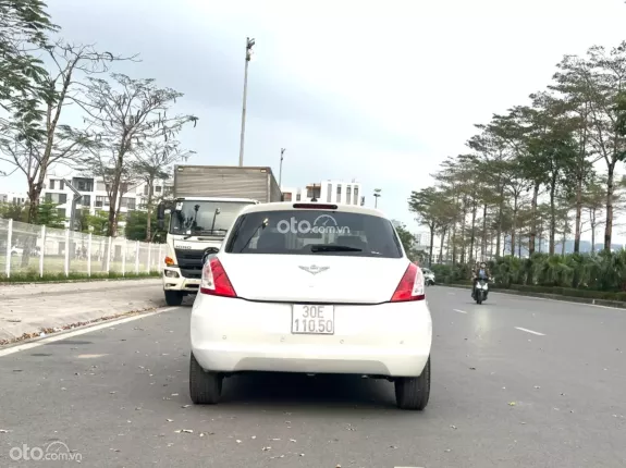 Suzuki Swift 1.4 AT 2014 - Suzuki Swift 1.4AT 2014