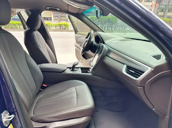 VinFast LUX SA2.0 Tiêu chuẩn 2021 - Giá tốt sang tên ngay, đủ hồ sơ