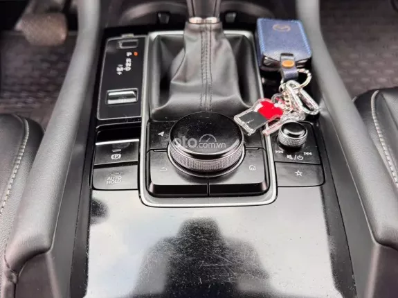 Mazda 3 2020 - Xe Form mới, đăng ký 2021