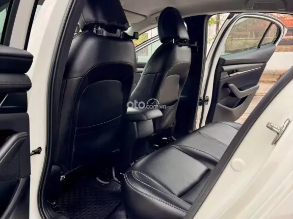 Mazda 3 2020 - Xe Form mới, đăng ký 2021