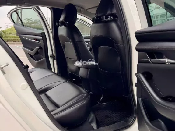 Mazda 3 2020 - Xe Form mới, đăng ký 2021