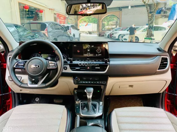 Kia Seltos 1.4T Premium 2021 - Xe đẹp như mới