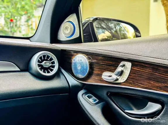 Mercedes-Benz GLC 200 4Matic 2019 - Xe SUV cao cấp full option 2019