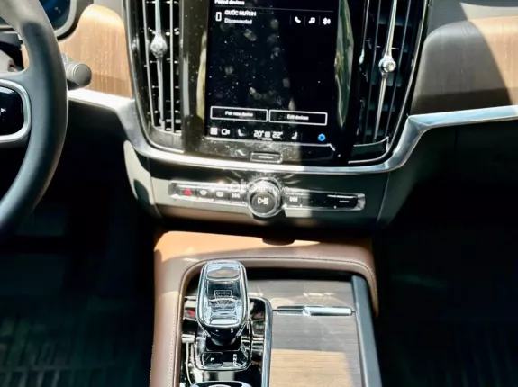 Volvo S90 Ultimate AWD 2025 - Sedan hạng sang siêu mới 2026