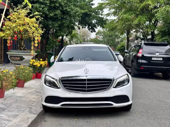 Mercedes-Benz C200 Exclusive 2020 - Một xe duy nhất thị trường, bank 65%