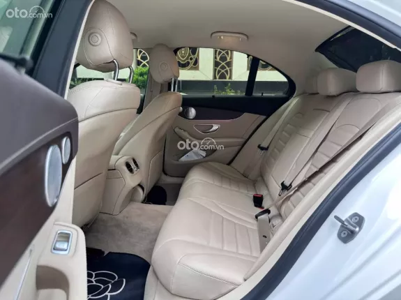 Mercedes-Benz C200 Exclusive 2020 - Một xe duy nhất thị trường, bank 65%
