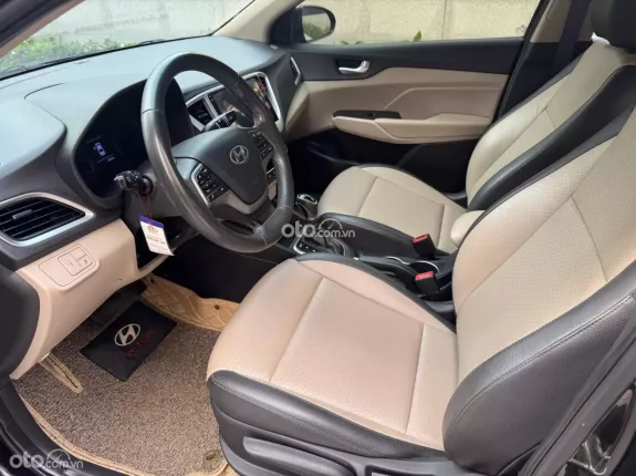 Hyundai Accent 1.4 AT Đặc biệt 2018 - Một chủ từ đầu chạy đúng 4v5km mới khủng khiếp