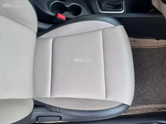 Hyundai Accent 1.4 AT Đặc biệt 2018 - Một chủ từ đầu chạy đúng 4v5km mới khủng khiếp
