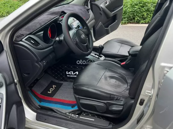 Kia Cerato 1.6 AT Deluxe 2010 - Xe tư nhân, đẹp chất. Nội ngoại thất xuất sắc, lốp Mic mớt
