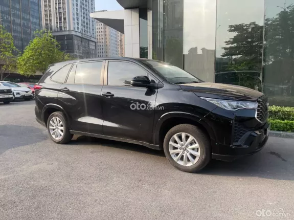 Toyota Innova Cross Xăng 2025 - Odo 1.4v km cực đẹp
