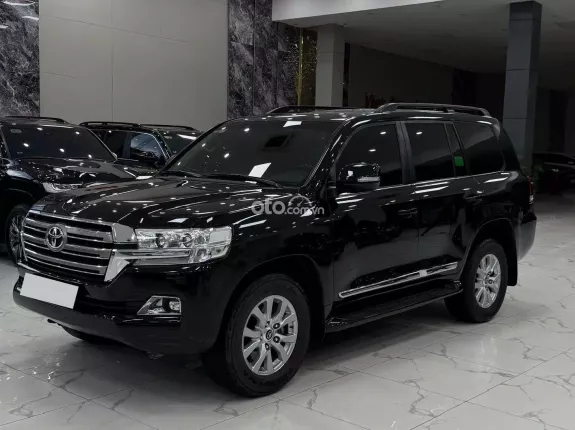 Toyota Land Cruiser VX 4.6 V8 2019 - Xe tư nhân chính chủ