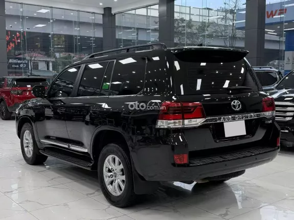 Toyota Land Cruiser VX 4.6 V8 2019 - Xe tư nhân chính chủ