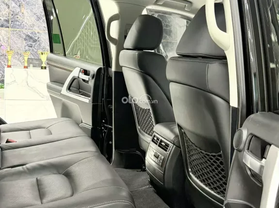 Toyota Land Cruiser VX 4.6 V8 2019 - Xe tư nhân chính chủ