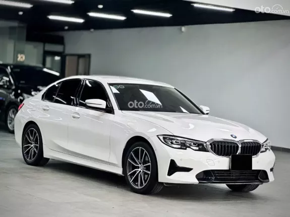 BMW 320i Sport Line 2021 - Xe cực đẹp, màu trắng nội thất đen