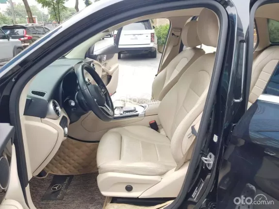 Mercedes-Benz GLC 200 2018 - Mercedes GLC 200 2018 - mua bán xe ô tô cũ uy tín tại Hà Nội