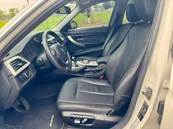 BMW 320i Executive 2015 - BMW 320i sx2015 trắng nội thất đen siêu đẹp