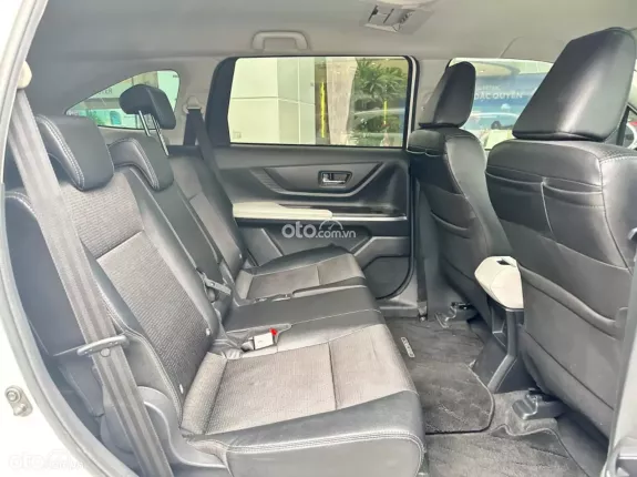 Toyota Veloz Cross 1.5 CVT 2024 - Odo 7v cực đẹp