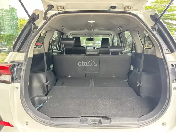 Toyota Veloz Cross 1.5 CVT 2024 - Odo 7v cực đẹp