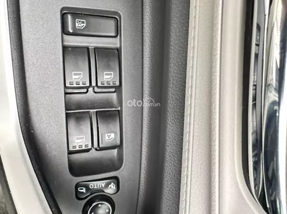 Toyota Veloz Cross 1.5 CVT 2024 - Odo 7v cực đẹp