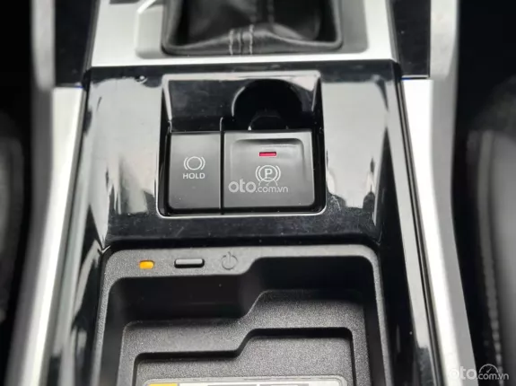 Toyota Veloz Cross 1.5 CVT 2024 - Odo 7v cực đẹp