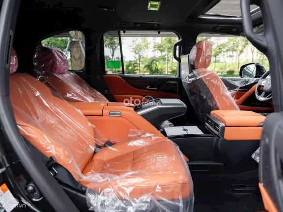 Lexus LX 600 VIP 2026 - Hỗ trợ chế độ thu đổi hợp lí