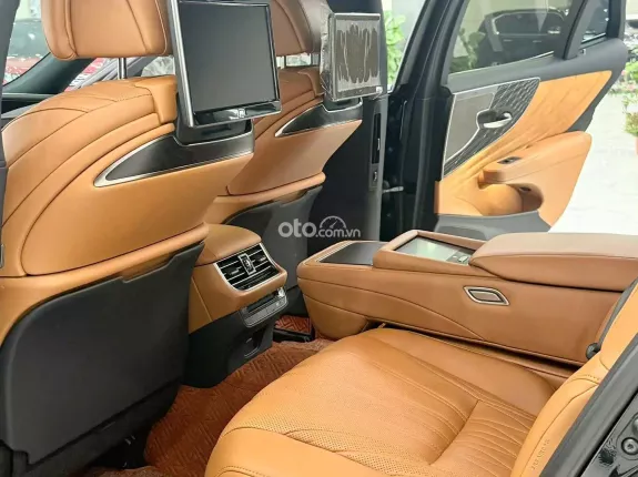 Lexus LM500h 4 ghế 2025 - Biển Hà Nội