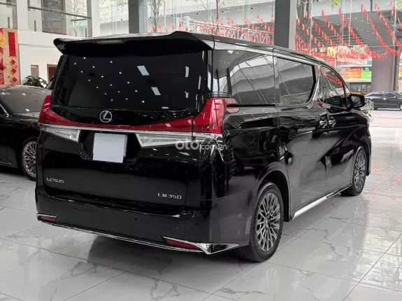 Lexus LM500h 4 ghế 2021 - Biển Hà Nội