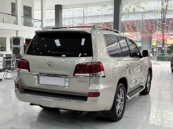 Lexus LX 570 Super Sport 2014 - Chạy 9,4 miles