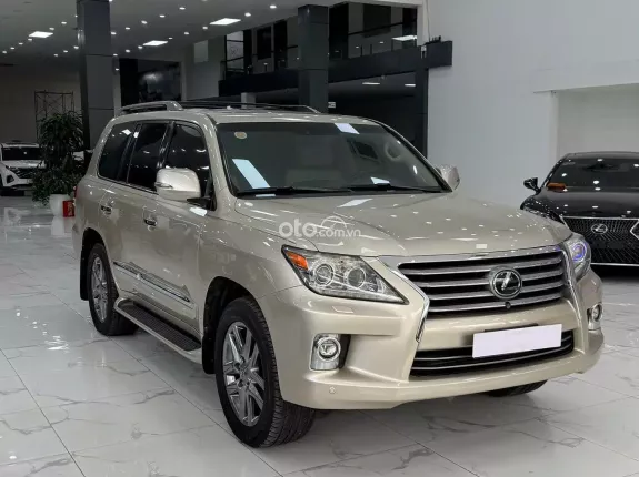 Lexus LX 570 Super Sport 2014 - Chạy 9,4 miles