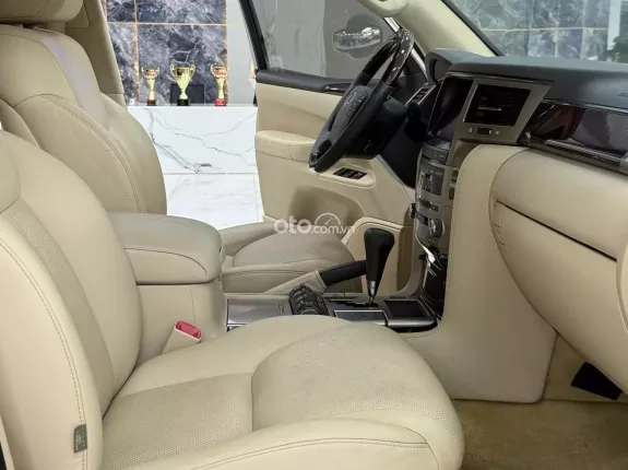 Lexus LX 570 Super Sport 2014 - Chạy 9,4 miles