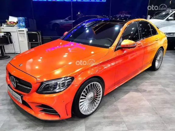 Mercedes-Benz C300 AMG 2021 - Bao chất & cọp