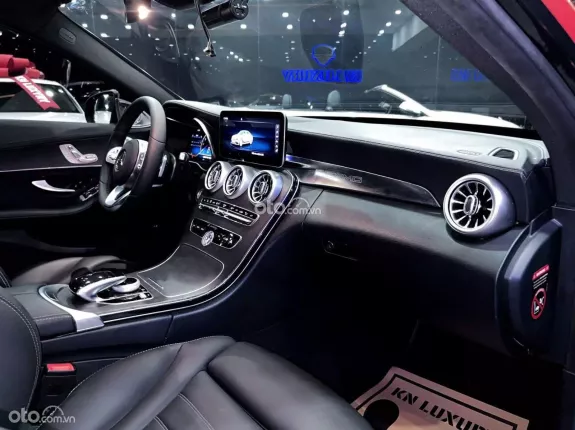 Mercedes-Benz C300 AMG 2021 - Bao chất & cọp