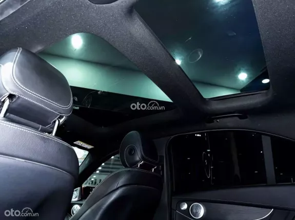 Mercedes-Benz C300 AMG 2021 - Bao chất & cọp