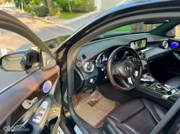 Mercedes-Benz GLC 200 V1 2019 - ĐỘ NHIỀU OPTION CỰC CHẤT