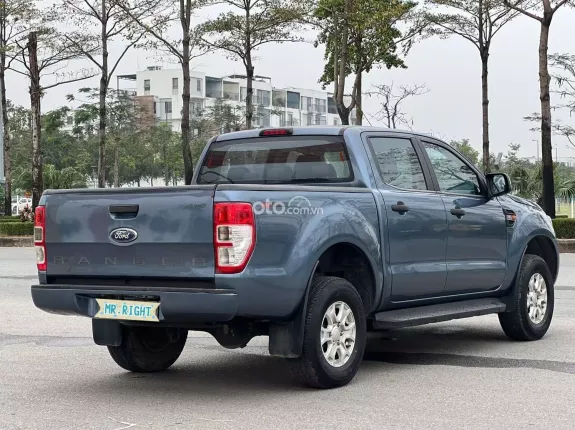 Ford Ranger XLS 2.2 4x2 MT 2015 - Full option
