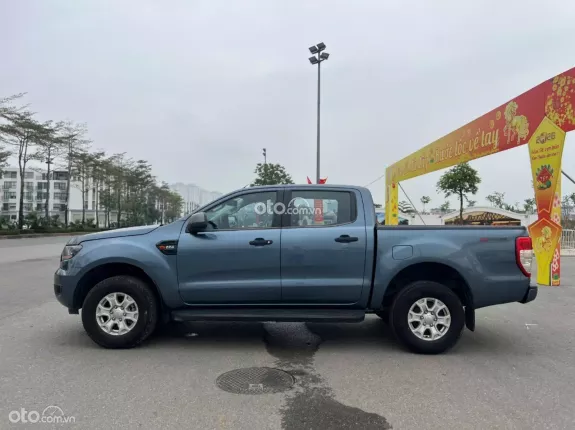 Ford Ranger XLS 2.2 4x2 MT 2015 - Full option