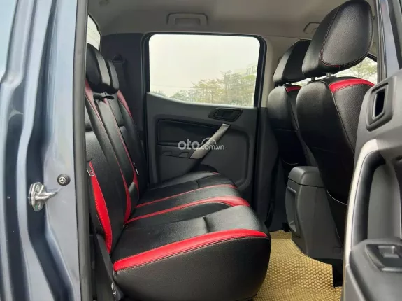 Ford Ranger XLS 2.2 4x2 MT 2015 - Full option